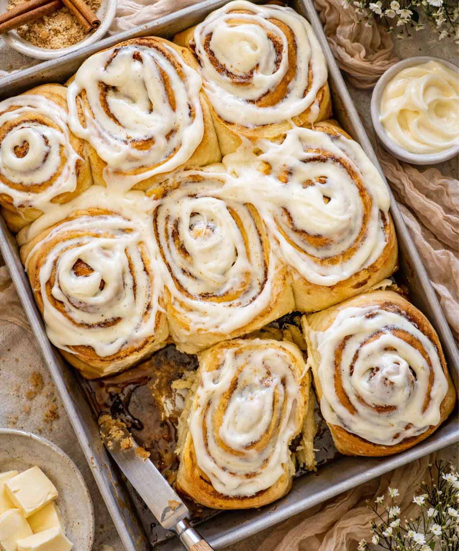 Jumbo Bakery Style Cinnamon Rolls